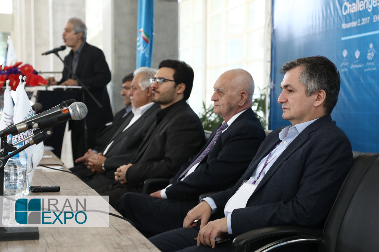 دیپلمات جمهوری آذربایجان: ایران نسبت به 38 سال گذشته در زمینه های مختلف بسیار پیشرفت کرده است و پیشرفت ایران آرزوی کشورهای منطقه است.