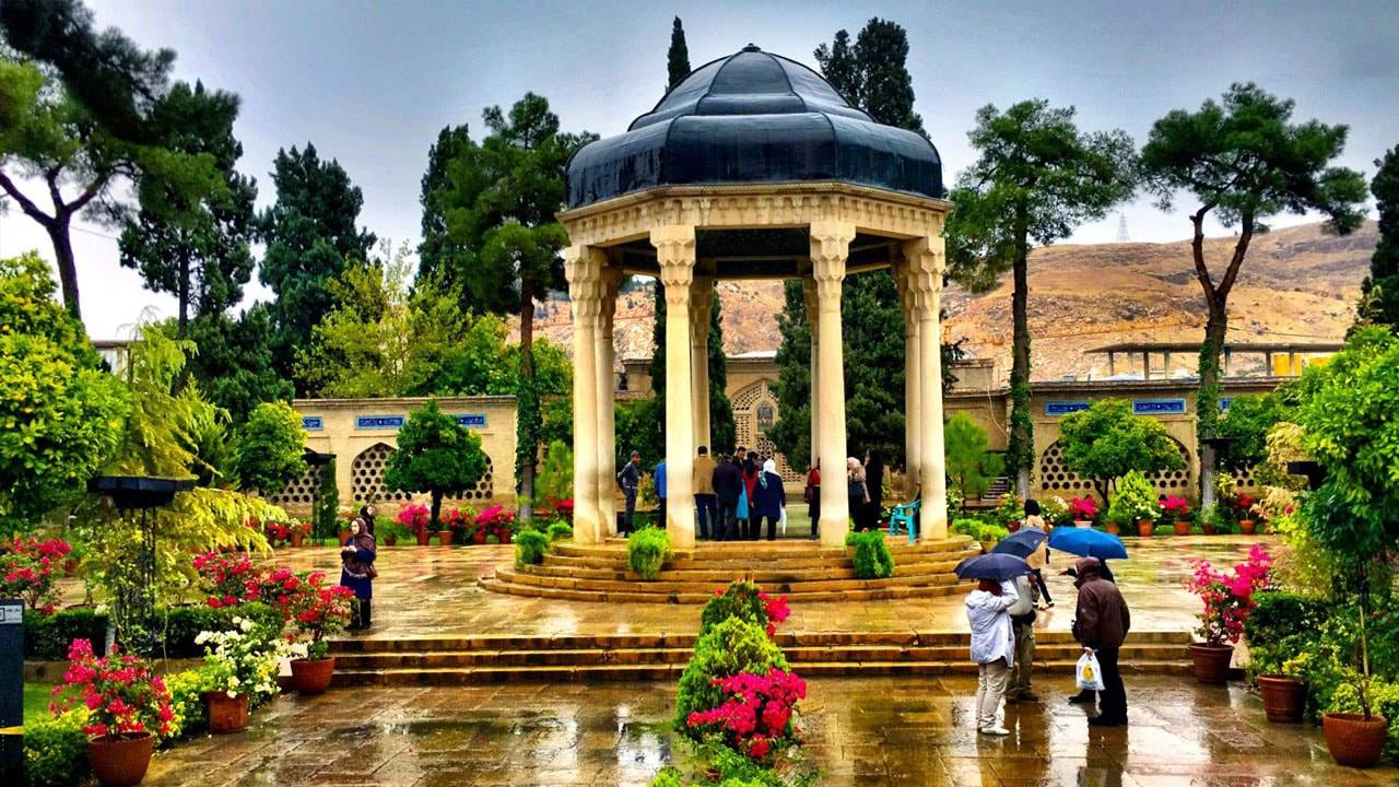 Sightseeing &amp; Attractions in Tehran and Iran